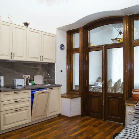 Barocco On Nekrasov Lejlighed *