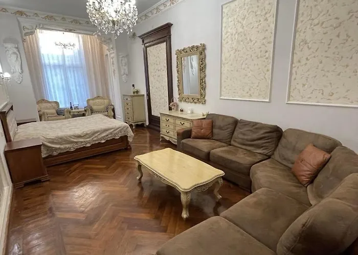 Apartment Barocco On Nekrasov Odessa