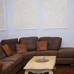Barocco On Nekrasov Апартаменти